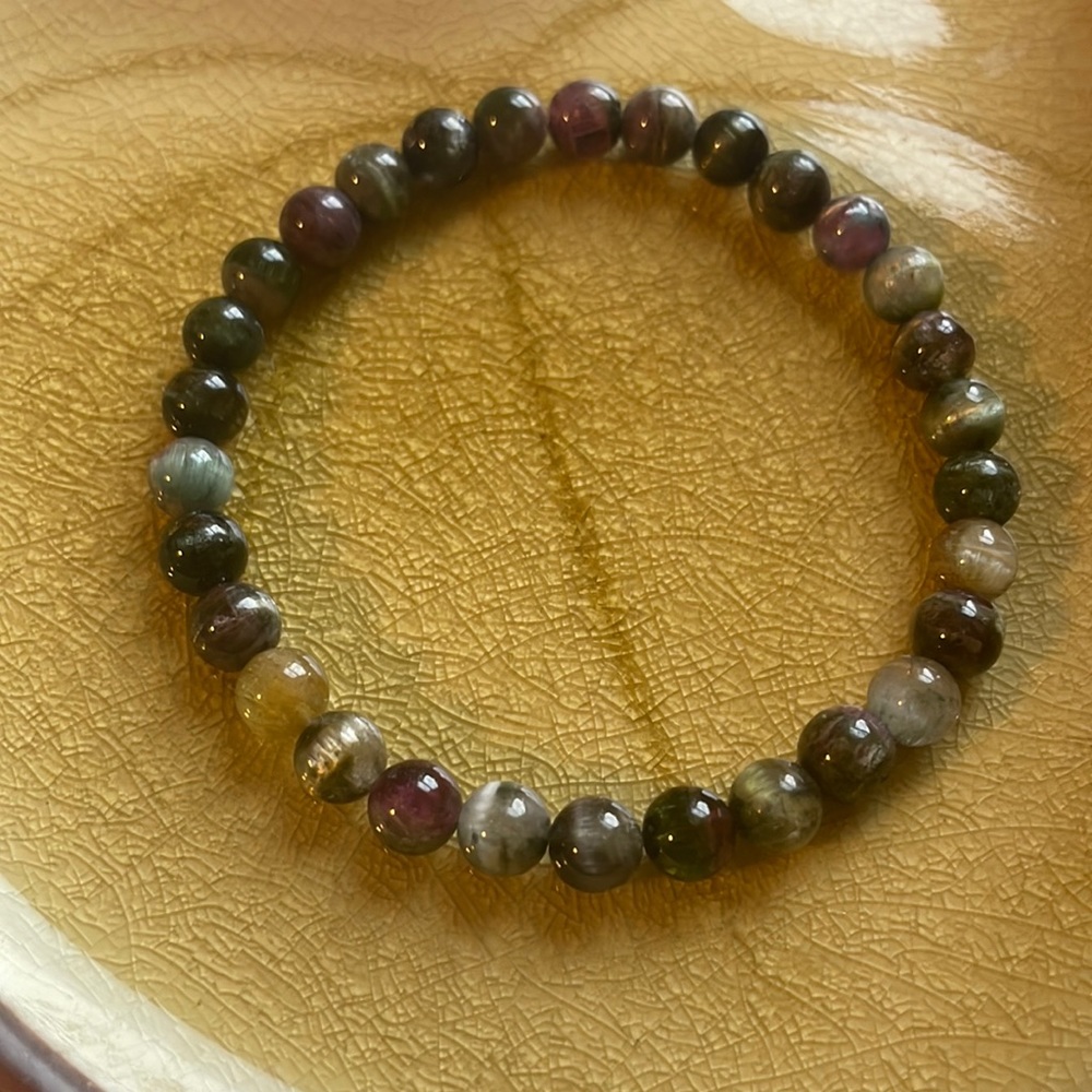 Cat-eye tourmaline bracelet
